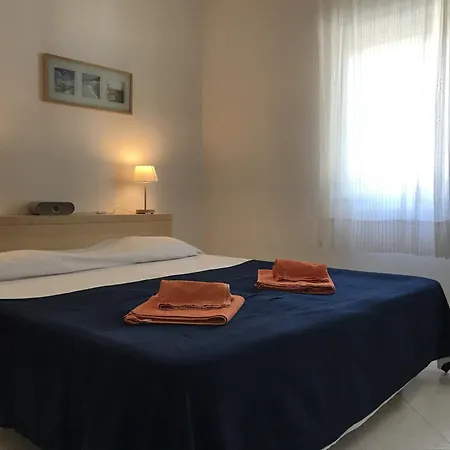 Lejlighed Club One Bed 75g *