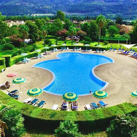 Club One Bed 75g Apartament *